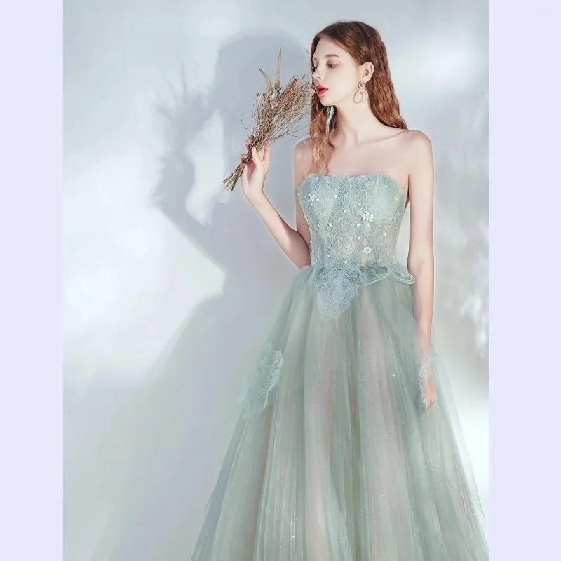 Runway Dresses Green Luxury Celebrity Dress Strapless Boat Neck Sleeveless A-line Applique Sequins Lace Embroidery Women Formal Party Prom