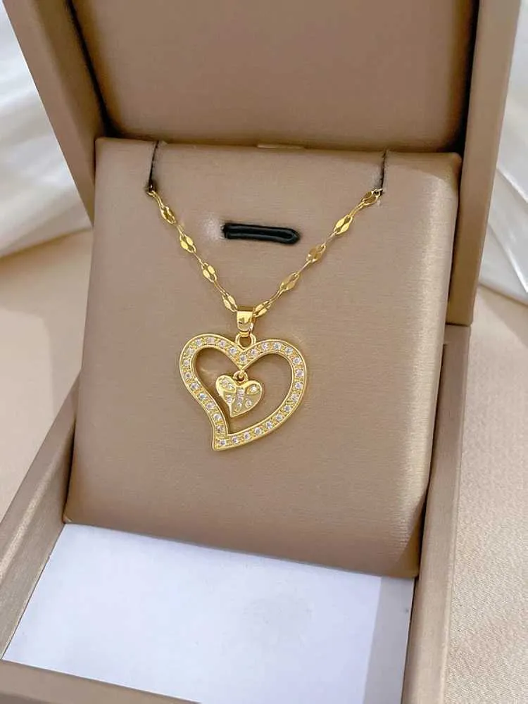 Double Heart Pendant Necklace Stainless Steel Minimalist Style_voghion.com
