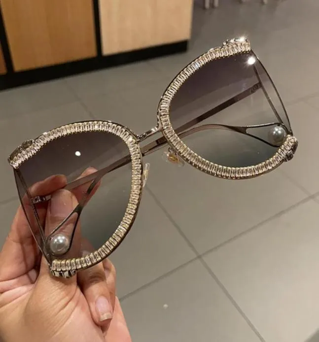 Zonnebrillen 2021 Women Oversized CZ Diamond Designer Sun Glasses Ladies Luxe tinten voor hele bulk 8901649