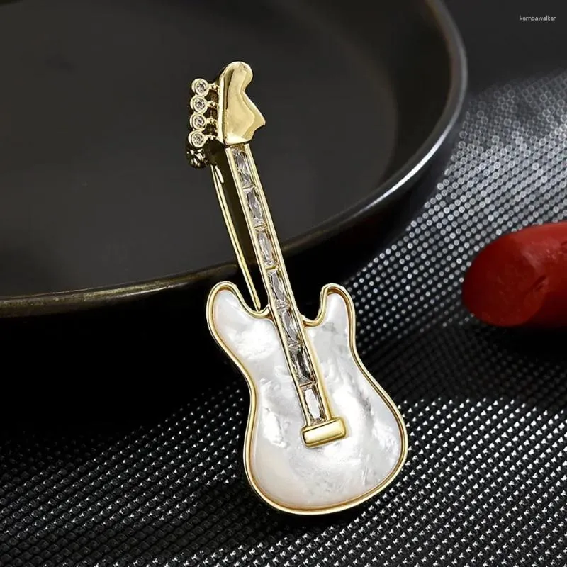 Brooches Guitare Rock Broochs Elegant Faux Crystal Rhinestone Guitars Lapous Tins créatif Bijoux Pin multi-élément