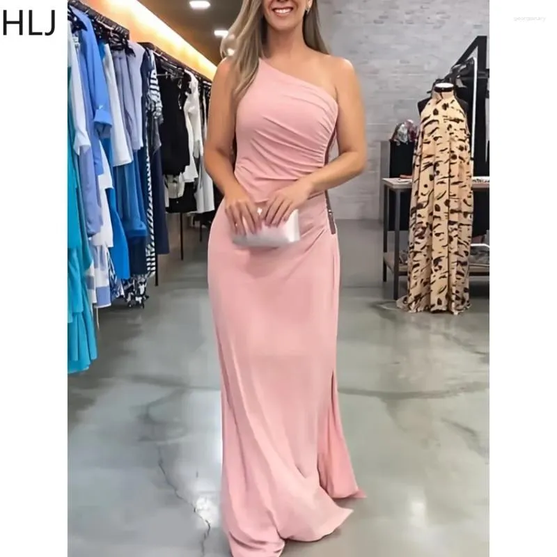 Casual jurken hlj elegante dame één schouderavond feest vrouwen stevige kleur ruches zijkant gewaad vestidos sexy vrouwelijke verjaardag jurk