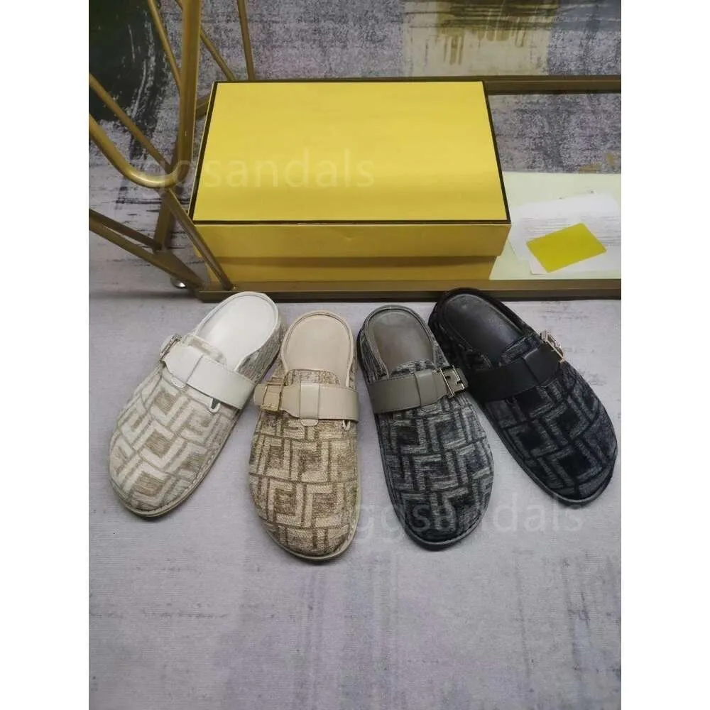 Designer slippers sanda fashion feel dove grey chenille sabots cut-out.For a daring yet comfortable style size 35-45 classic ladies shoes