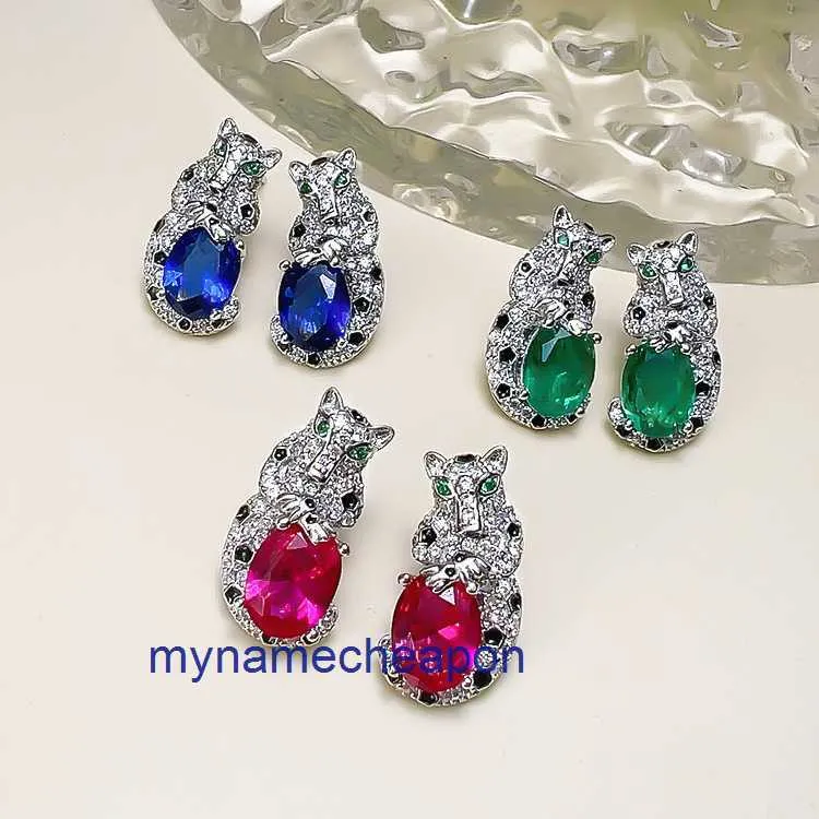 Boucles d'oreilles à cartrrie en or de luxe Mode Trésor coloré Boucles d'oreilles Leopard High Carbone Diamond Luxury Small Personnes High Sense Grand-mère Pigeon Green