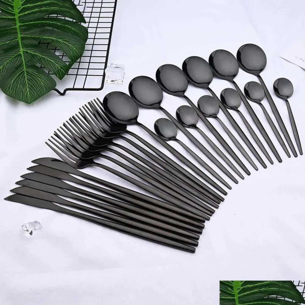 24pcs Western Black Sets Rolware Dingeware Set Cutlery Cutlery Fork Spoon Vérification Sierware pour livraison de gouttes Home GA OTEZ3