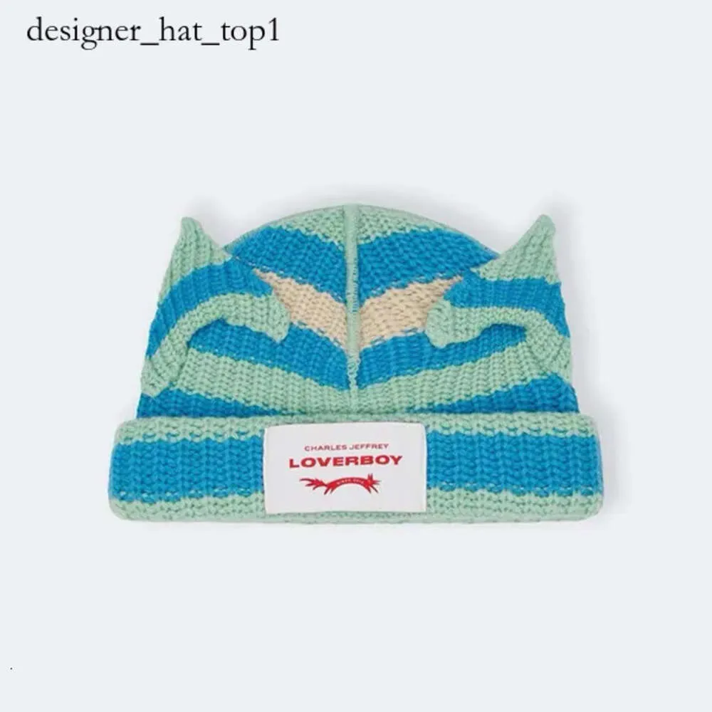 Designer Mütze/Skull Caps Katzenohr-Strickhut Doppelschicht warme Liebhaber Boy Schwein Ohr Wollhut Top-Qualität niedliche Mode-Kapuze-Kappe Nische Persönlichkeit Winterhut 5093