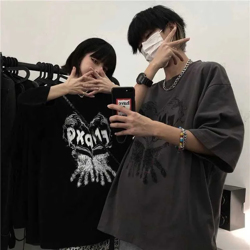 メンズTシャツTシャツTシャツMEN MEN CLOSTION ANIME PRINTING 2023 SUMMER SUMMER SHORT SLVE Dark Style特大TシャツStrtwear Y2KヴィンテージトップH240425