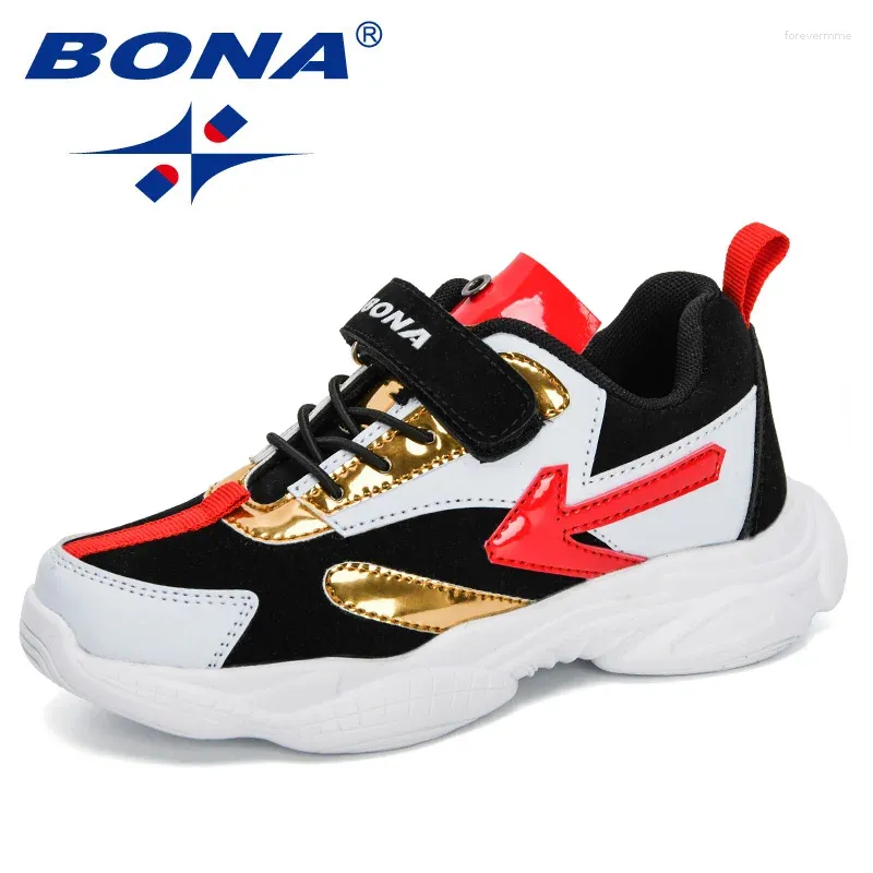 Повседневная обувь Bona 2024 Дизайнеры стиль моды дети бегут мальчики на открытом воздухе спортивные кроссовки детские кроссовки детские походы
