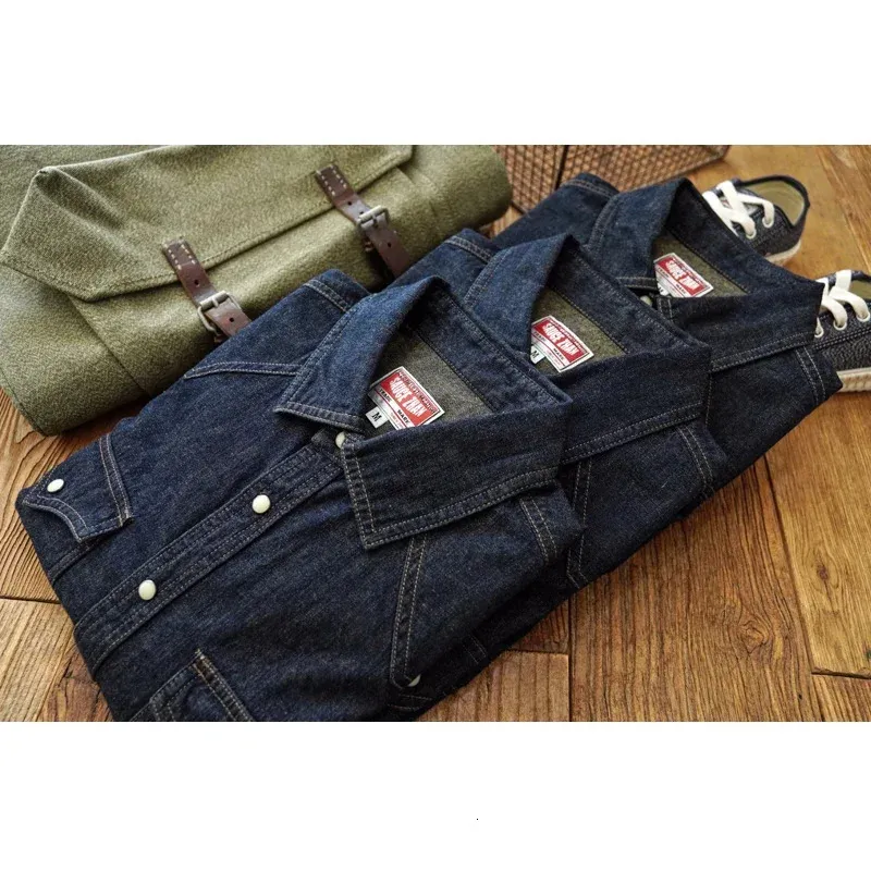 Sauce Zhan Mans Shirt Jeans chemise Vintage Coton et lin Cowboy Western Cowboy Shirt Long Denim Double Pockets 240423
