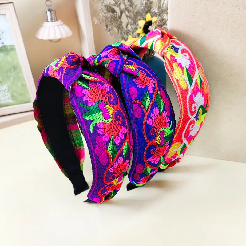Beliebte böhmische Stickbänder mit Stirnband Vintage Ethnic Hair Hoop für Frauen Mädchen tägliche Einkaufsfeiertags -Feiertags -Kleidung Accessoires