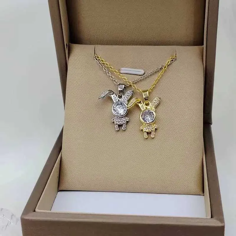 Halsketten Mode Niedliche Weltraumkaninchen Halskette Klassische Große Ohren Persönlichkeit Tier Wildes Schlüsselbein Kette Anhänger Geschenk_voghion.com
