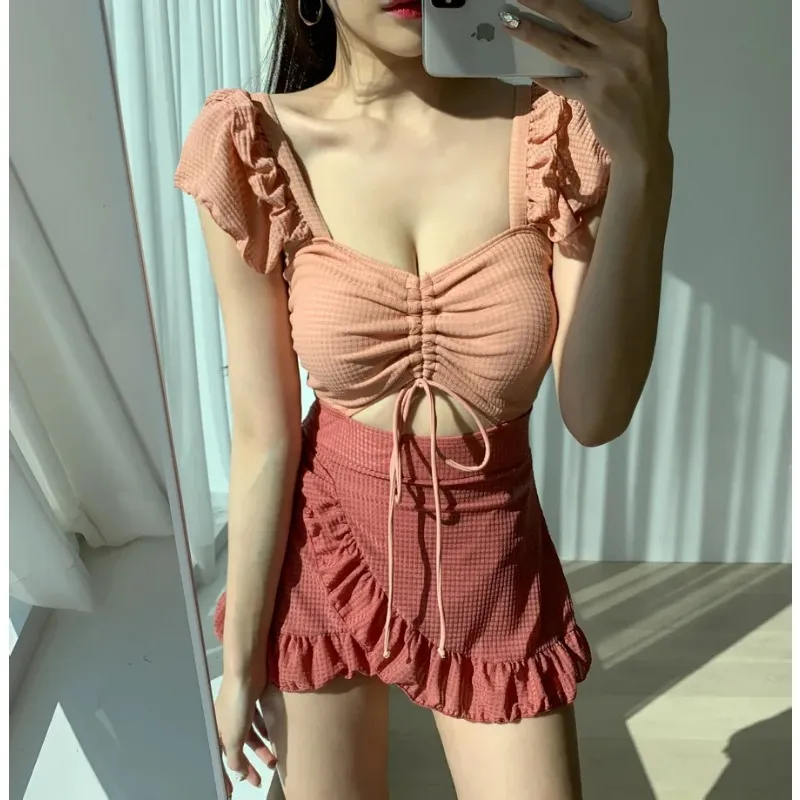 2021 new one-piece swimsuit women ins style girl skirt conservative boxer shorts hot spring swimsuit women