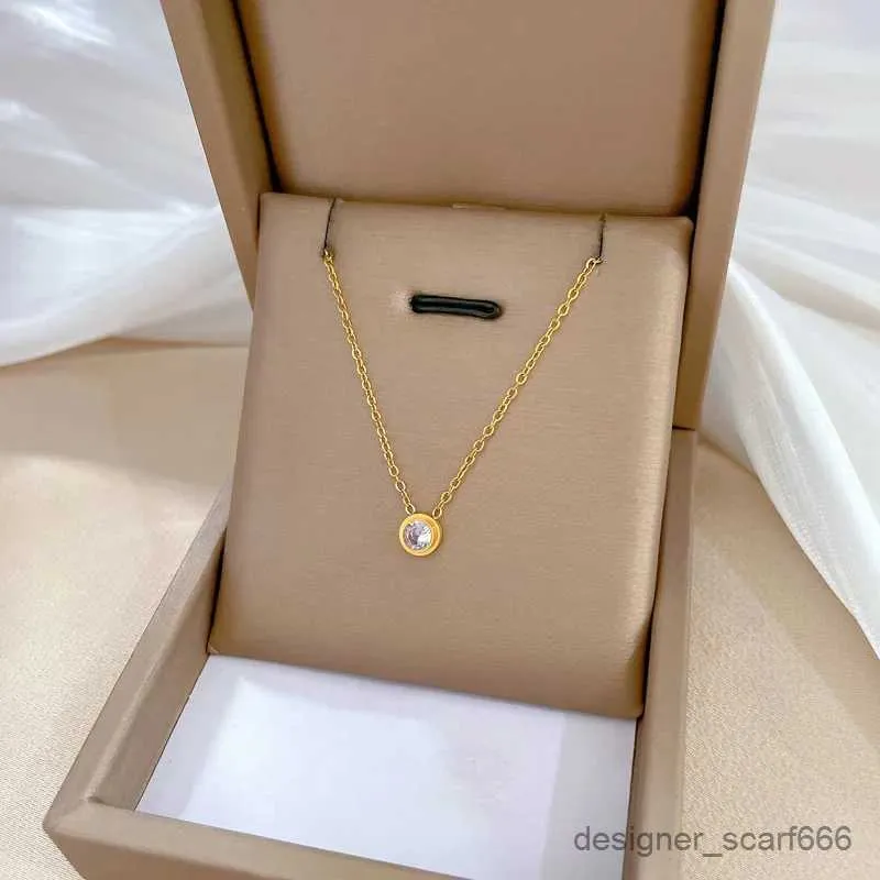 Zircon Pendant Necklace Elegant Stainless Steel Classic Jewelry_voghion.com