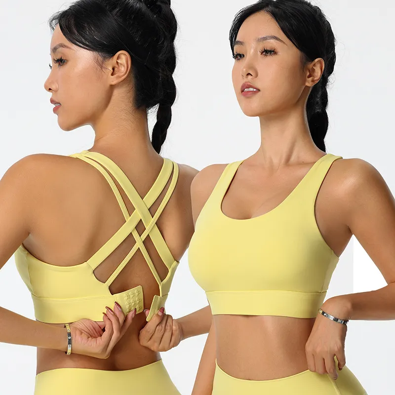 Sous-vêtements actifs intégrés Breau de sport de yoga à tasse fixe intégré avec un beau soutien-gorge de fitness à séchage rapide et à séchage rapide