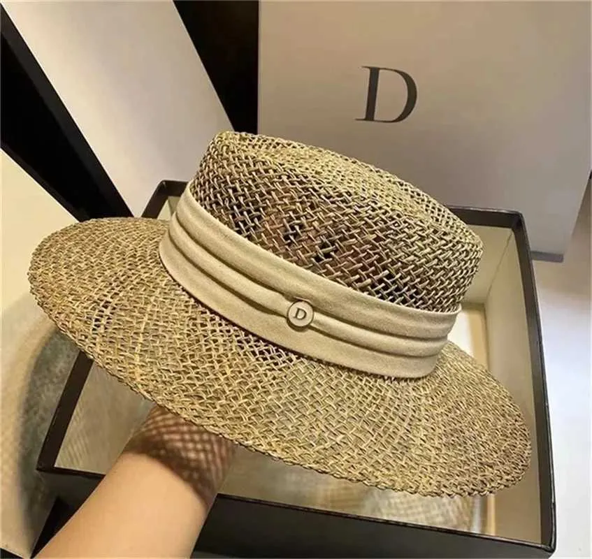 Wide Brim Hats Bucket Hats 2024 Summer French Straw Hat Sun Hat 30% Off Beach Hat with Accessories Outdoor Travel UV Protection Womens Hat 240424