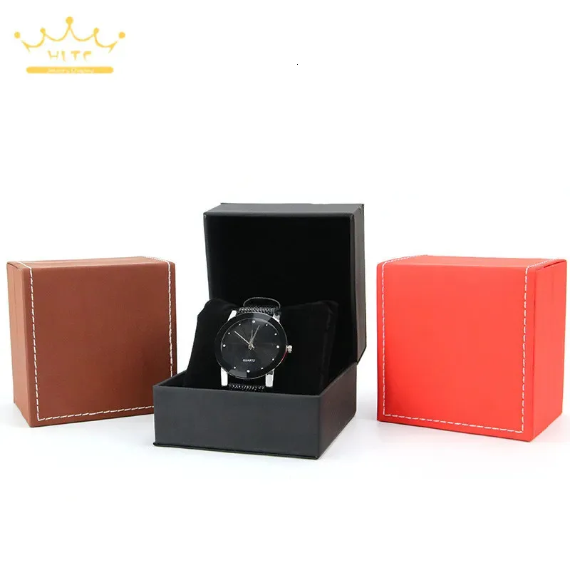 Montres Coffre-cadeaux montre en cuir avec des bijoux de contenant de bracelet d'oreiller Emballages présents porteurs 240415