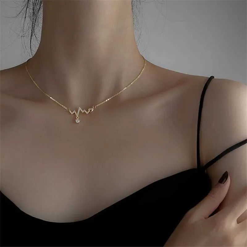 Necklaces Fashion French Romantic ECG Couple Confession Love Necklace Ladies Light Design Clavicle Chain Heartbeat_voghion.com
