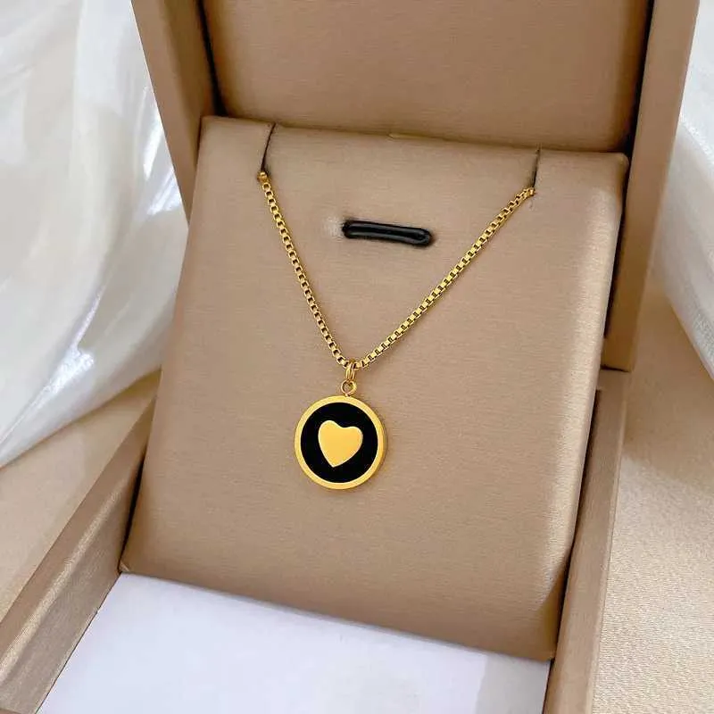 Collane Collana con ciondolo a forma di cuore semplice per donna in acciaio inossidabile con moneta rotonda, disco smaltato, ciondolo girocollo unisex, gioielli pop_voghion.com