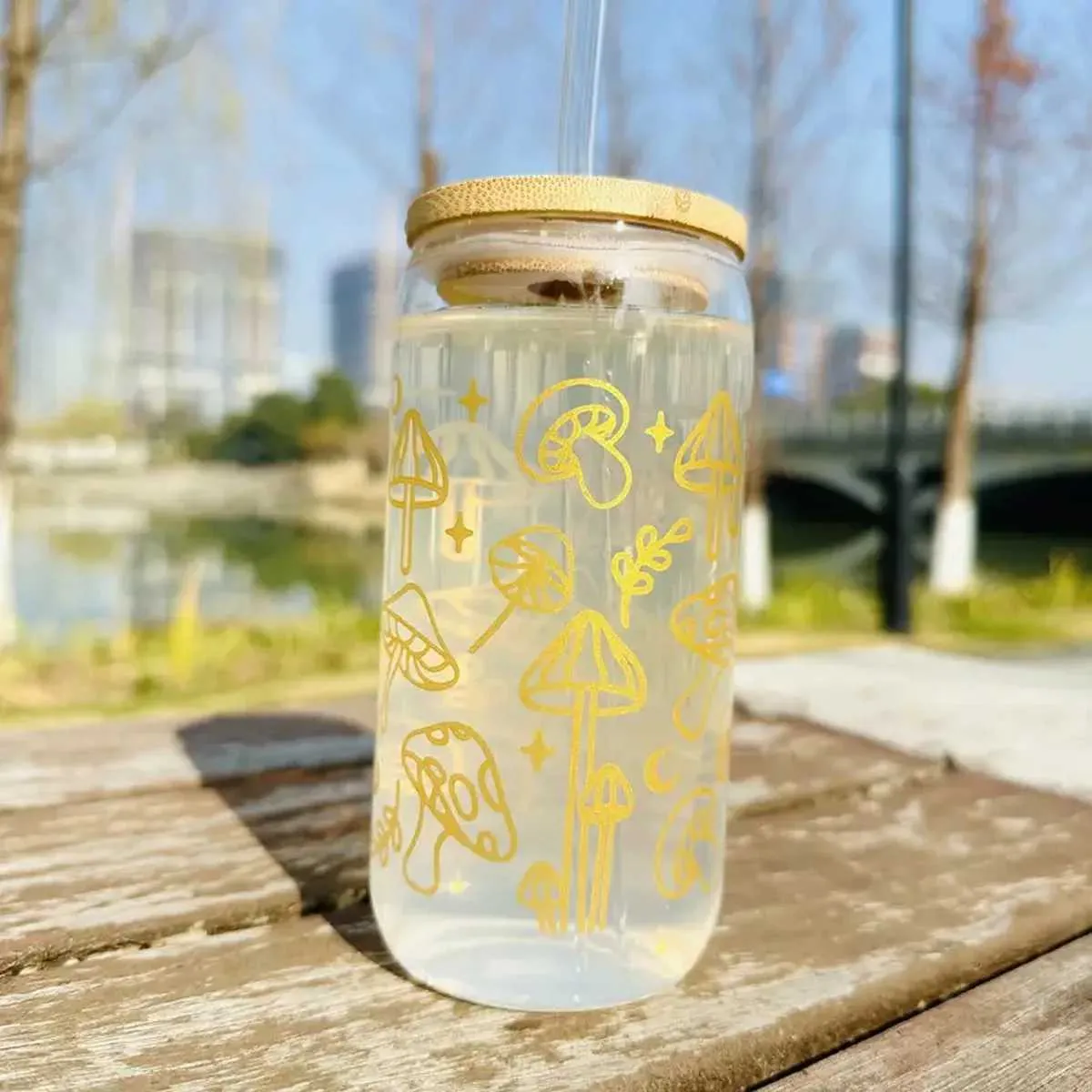 Tumblers Golden Mushroom Sticker Style 16oz Drinking Glass With Bamboo Lid And Straw Drink Juice Can Bottle Summer Drinks H240425