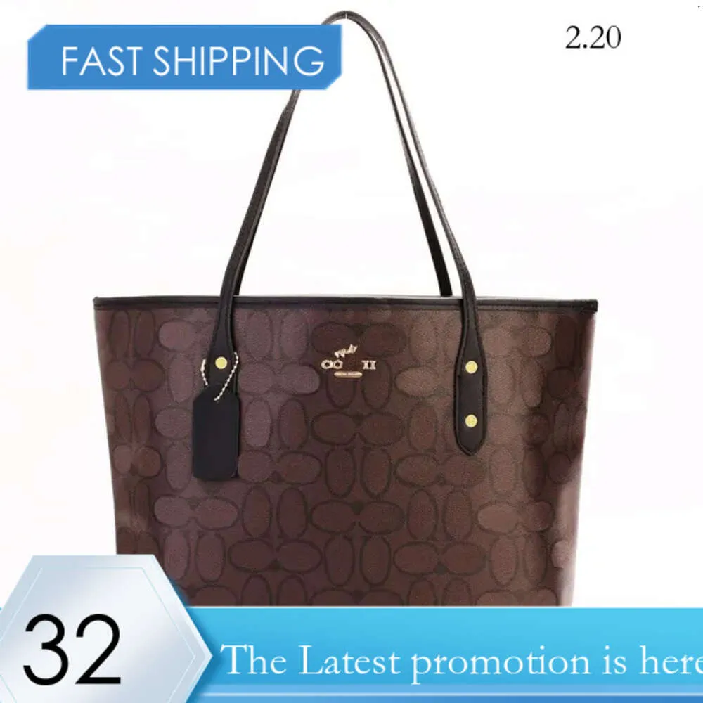 Coache Handtas Field Dempsey The Tote Bag 10a Leather Pochette Shop Travel Beach Luxurys Designer Bag Man Womens Schouder Duffle Duffle Clutch 8032