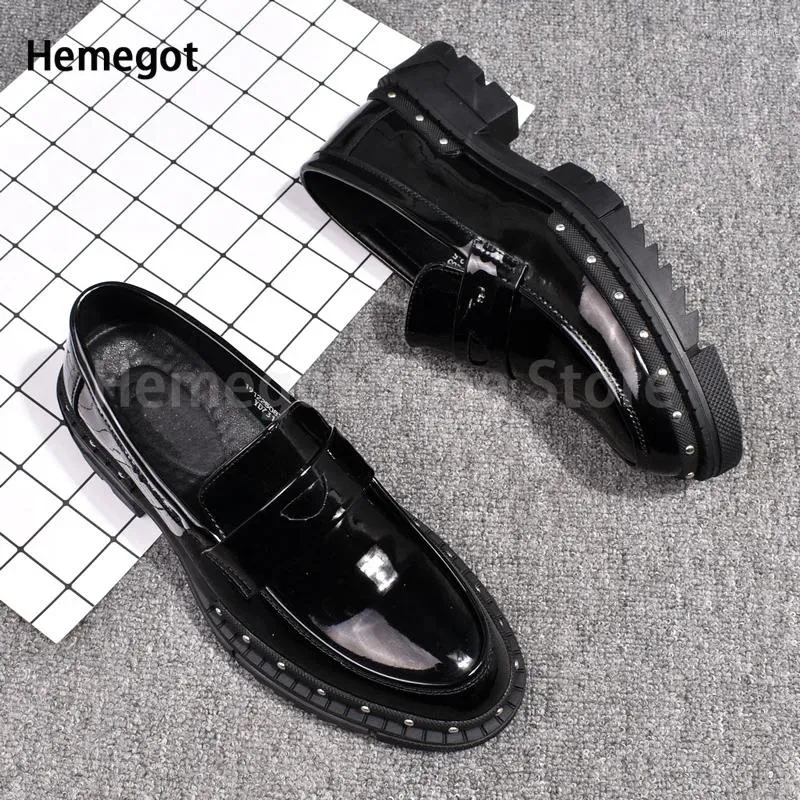 Casual Shoes Rivet Slip-On Loafers Thick-Soled Heightened British Men's Leather Breathable Patent Euro Size 38-44