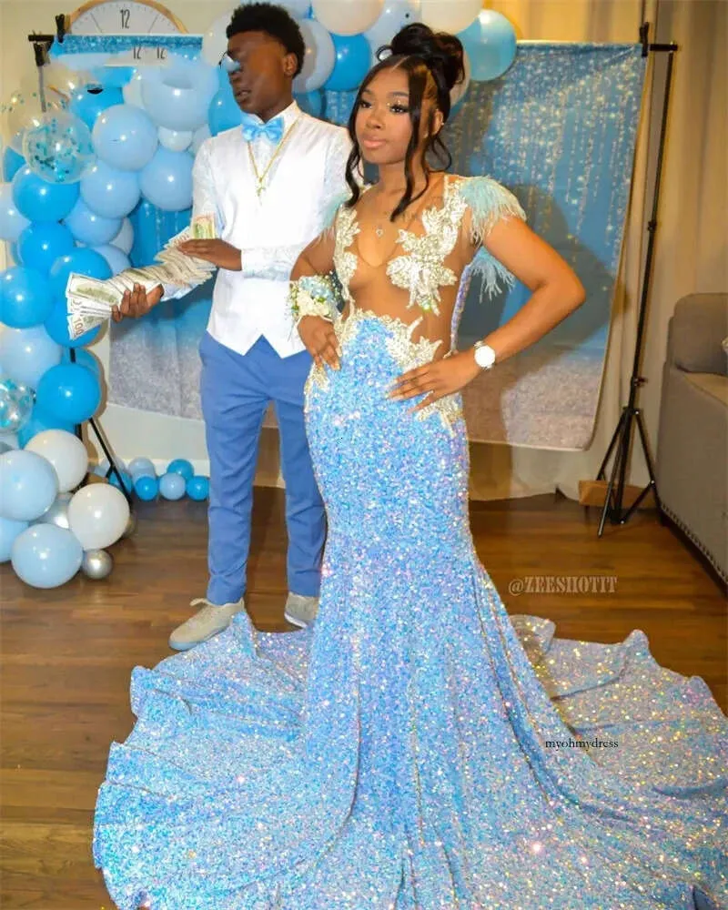 Sparkly Sky Blue Mermaid Prom Dress for Black Girls Mesh Glitter Sequins Pärlor Rhinestone Feathers Birthday Party Gown Robe