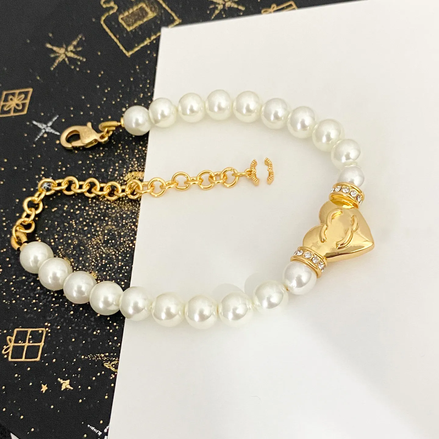 Design Bracciale Bracciale Lettera Bracciale Chain Women 18K in oro in oro Luxury Parl Bracciale Crystal Link Coppia Coppia di gioielli Regalo Accessori