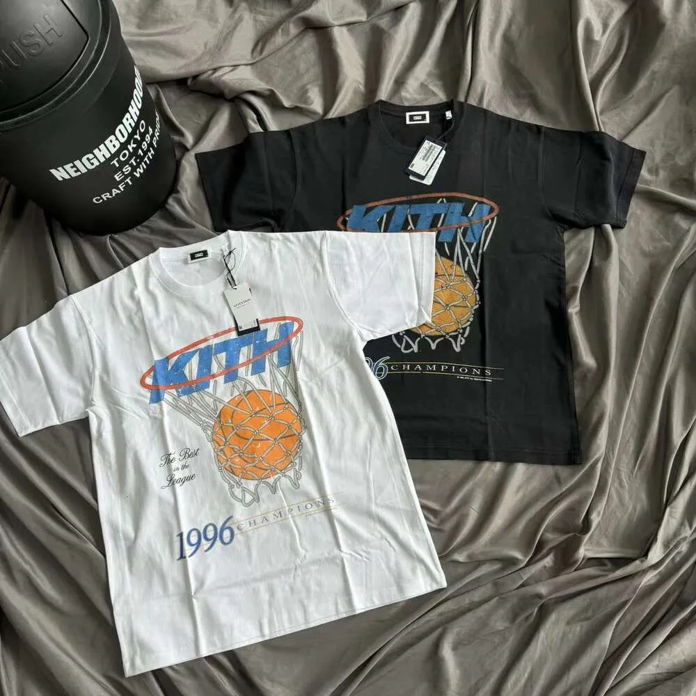 Kith T-shirt Designer Toppkvalitet Luxury Fashion T-shirt tvättad kortärmad trendig dunk klassisk t-shirt lös och bekväma stora män kvinnor par