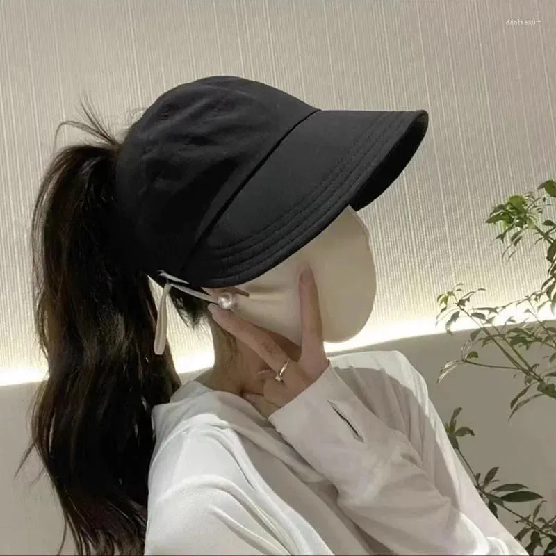 VISORS Women Summer Fashion Sun Protection Hat Creative Face Mask Hook Design Product Kleding Accessoires