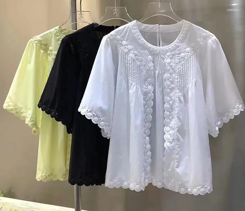 Blouses pour femmes Tops Fashion Designer 2024 Vêtements d'été Ladies Hollow Out broderie à manches courtes en jaune blanc noire coton