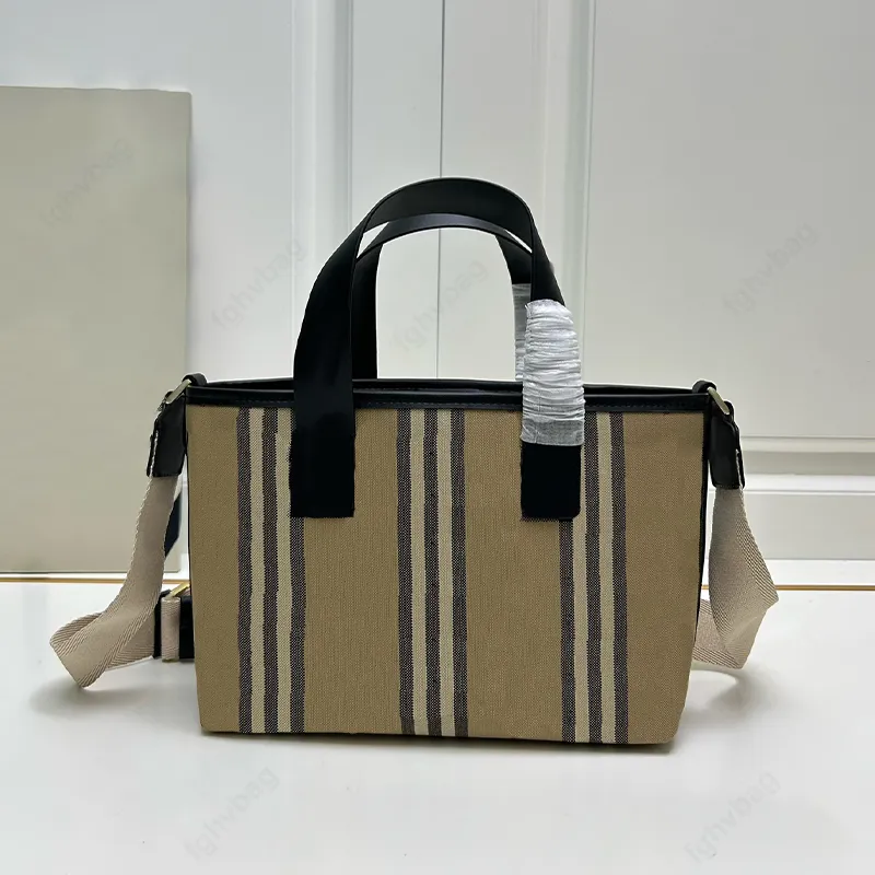 Canvas designer väskor randig tygväska lyxiga kvinnors väskor högkvalitativa läderhandtag handväska sommar mode crossbody påsar axel väska 24 mini shopping väskor