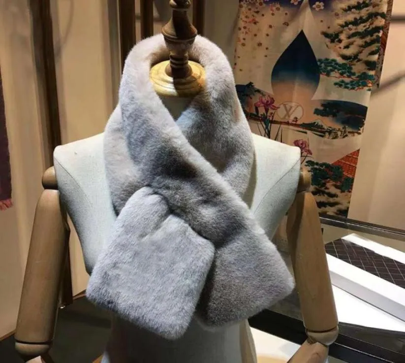 2022 Luxury Brand Fashion Fashion Soft Women Faux Rabbit Fur Collar C Scarpe Plance Nec plus chaude Châle d'hiver Wrap Femme Muffler29312812187126
