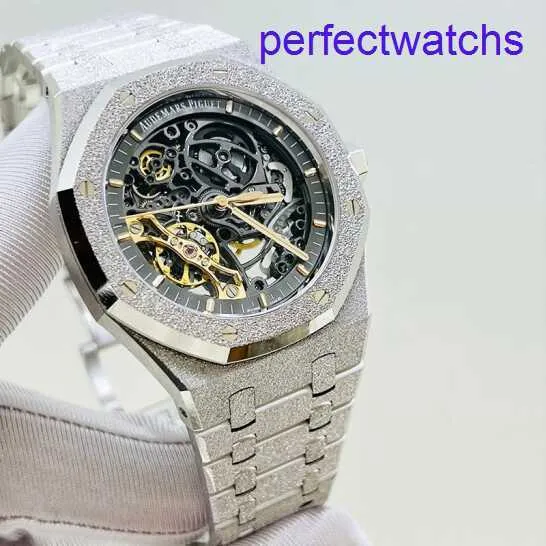 Pendulum wrist watch outlet