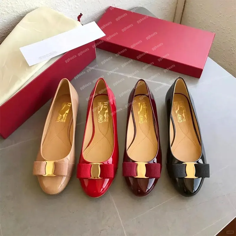 Kvinnor balettlägenheter klänningskor designer glid lady dubbel mode gåva avslappnad sko vara utomhus sandal dhgate rött läder sandale bow dance sko