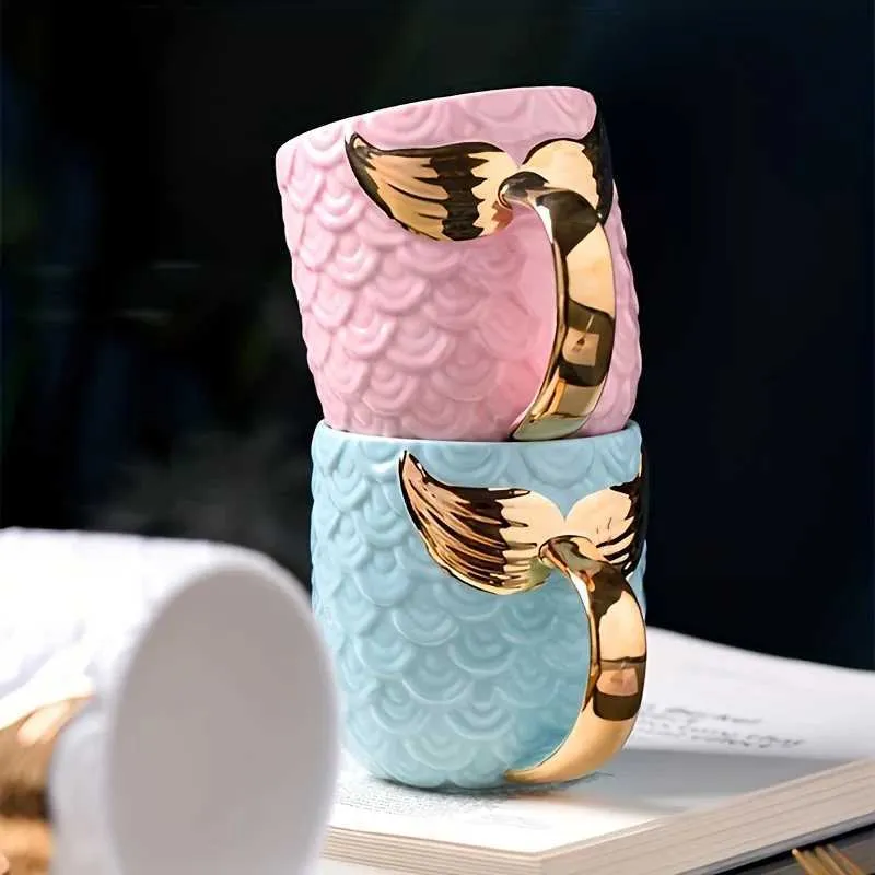 Tumblers Novelty Mermaid Mug With Golden Tail Handle Cute Coffee Cup Ceramic Large Tea Suitable For Valentines Day Gifts H240425