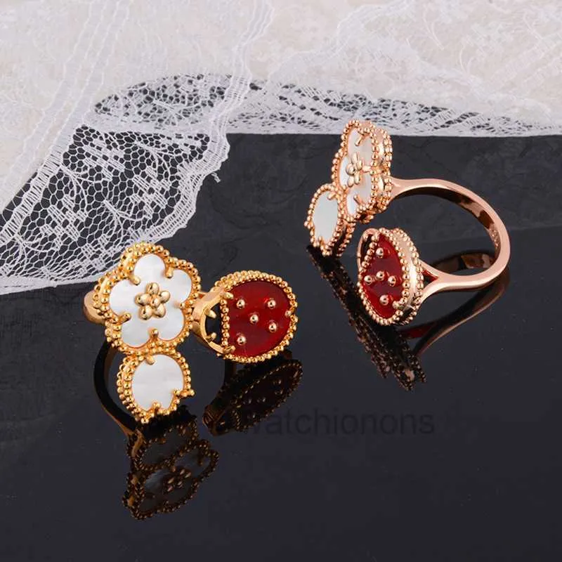 High-End Luxury Ring Fanjia Rekommenderat ljus och högklassiga klöver smycken Rose Gold Red Jade Seven Star Ladybug Open