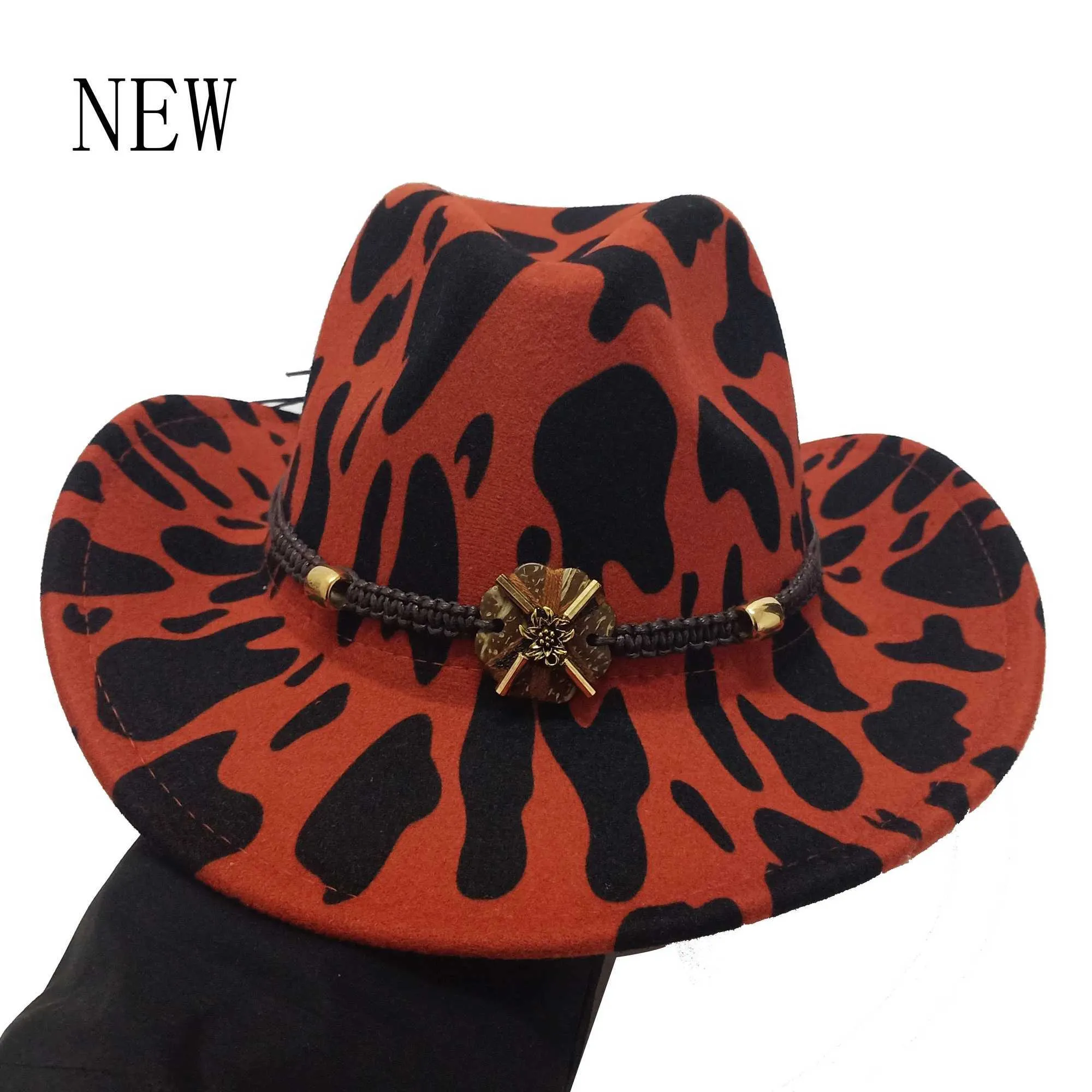 Breda randen hattar hink hattar nya cowboy hattar västerländsk stil mode imitation ull filt hatt för män och kvinnor ko mönster western cap fedora hatt y240425