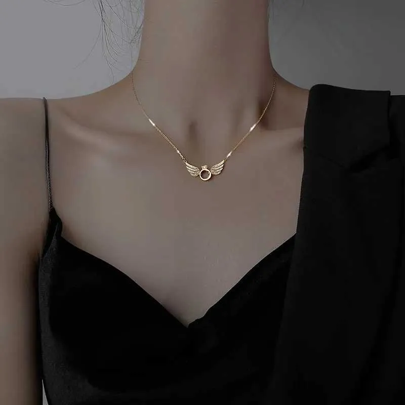 Pendant Necklaces Fashion Angel Lovely Necklace Simple and Small Wings Advertisement Ring Collar Chain Girl Gift_voghion.com