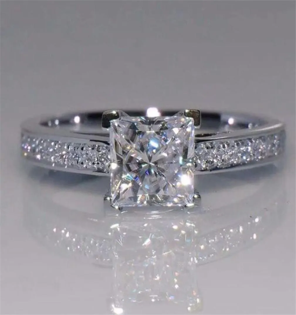 Prinzessin Cut 06CT Labor Labor Ring Real 925 Sterling Silber Engagement Ehering -Ringe für Frauen Brautcharme Party Schmuck6867451