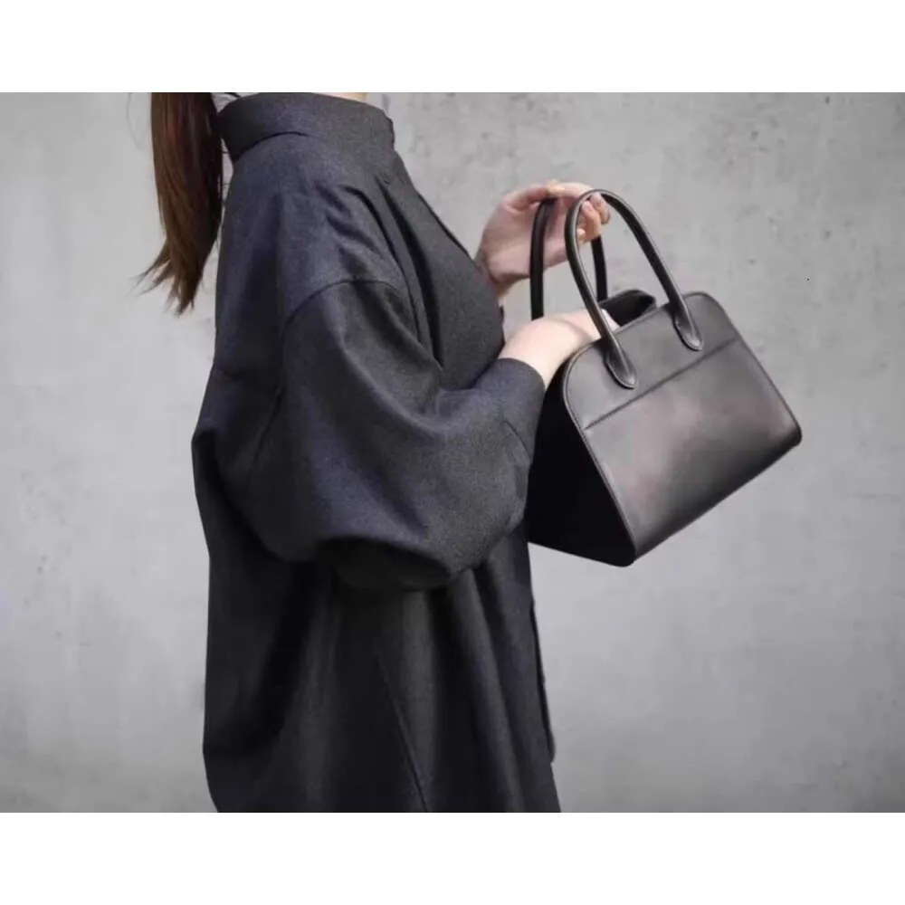 DHgate.com:Small Leather Tote Bag with Zipper Closure DHgate.com:Small Leather Tote Bag with Zipper Closure