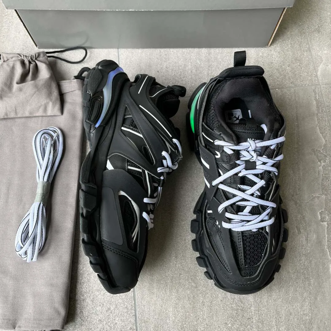 Balenciaga led track runner online