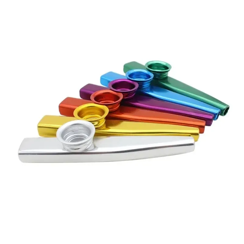 Großhandel von Metall -Kazu -Flöten, die von Herstellern hergestellt werden, einschließlich Gold- und silberfarbener Windinstrumente, und farbigem Metall