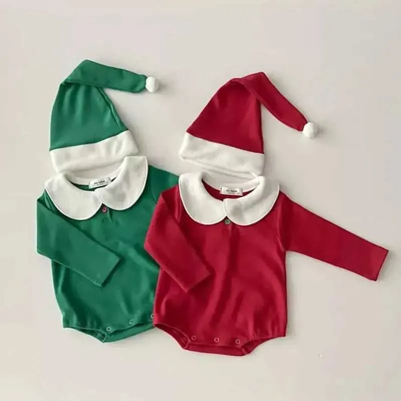 Rompers Nieuwe kerstkleding Baby Peter Pan Patchwork Bodysuit Christmas Hat Leggings H240425