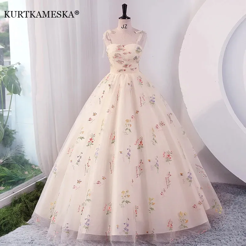 Luxo Bordado Floral Bordado Longo Prom Casamento Noite Vestidos de Casamento