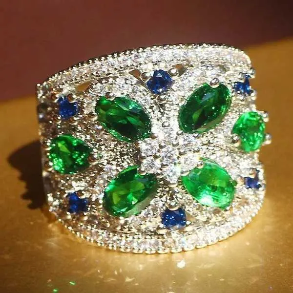 Band Rings Luxury Green Flower Zircon Crystal Ring for Ladies Wedding Engagement Party Jewelry Gift Women Gift H240425