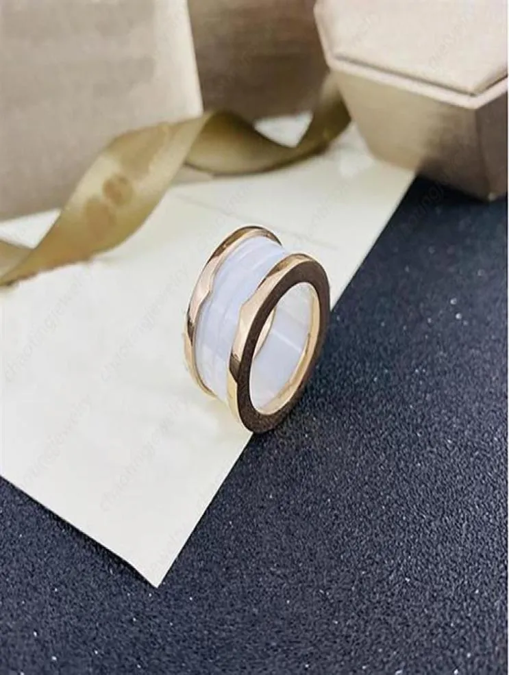 Bande de série B Anneaux pour hommes Ring Classic Luxury Designer Bijoux Womens Titanium Steel Alloy Gold Plated Silver Rose Never Fade Hypoa5468334