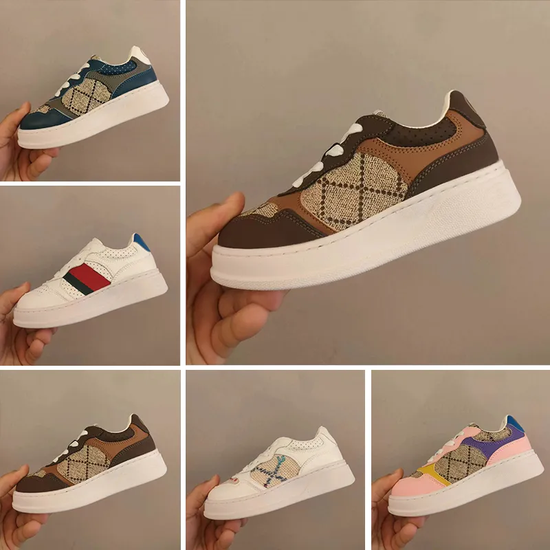 2024 Kids Casual Shoes Children Athletic Chunky Trainers Sports Outdoor Sneakers for Boys and Girls Leather Luxury Toddler Shoe