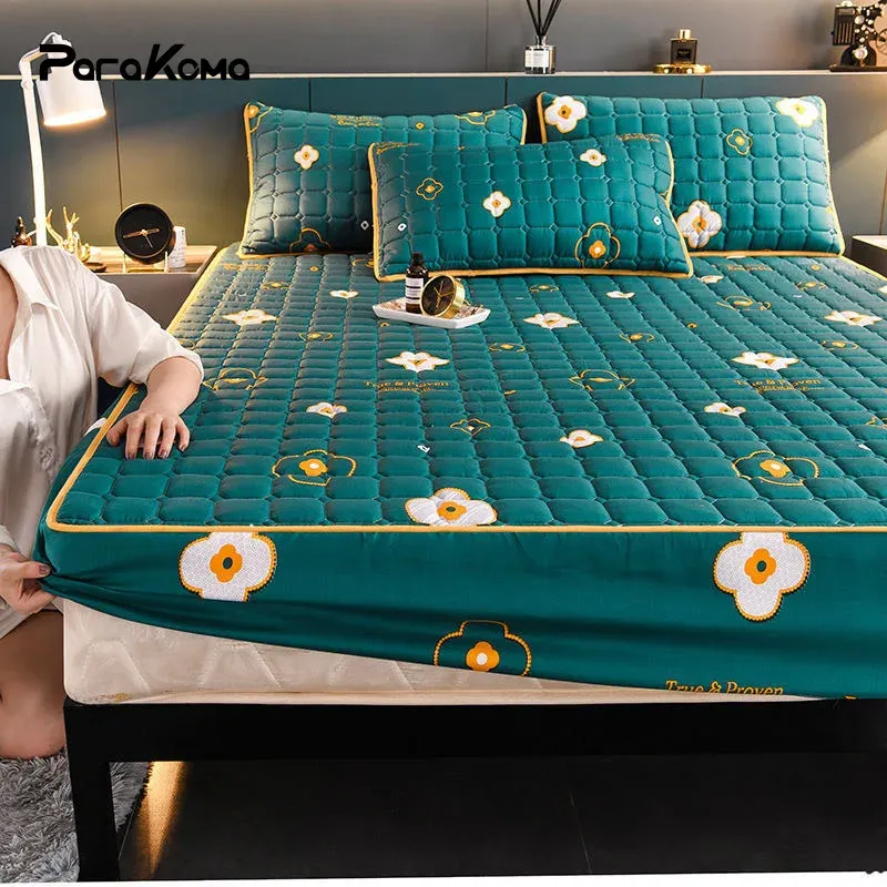 Sets Polyester Fiber Cartoon estampado de cama con estampado, hoja de cama ajustada, cubierta de colchón de cama con la cama elástica dormitorio de dormitorio