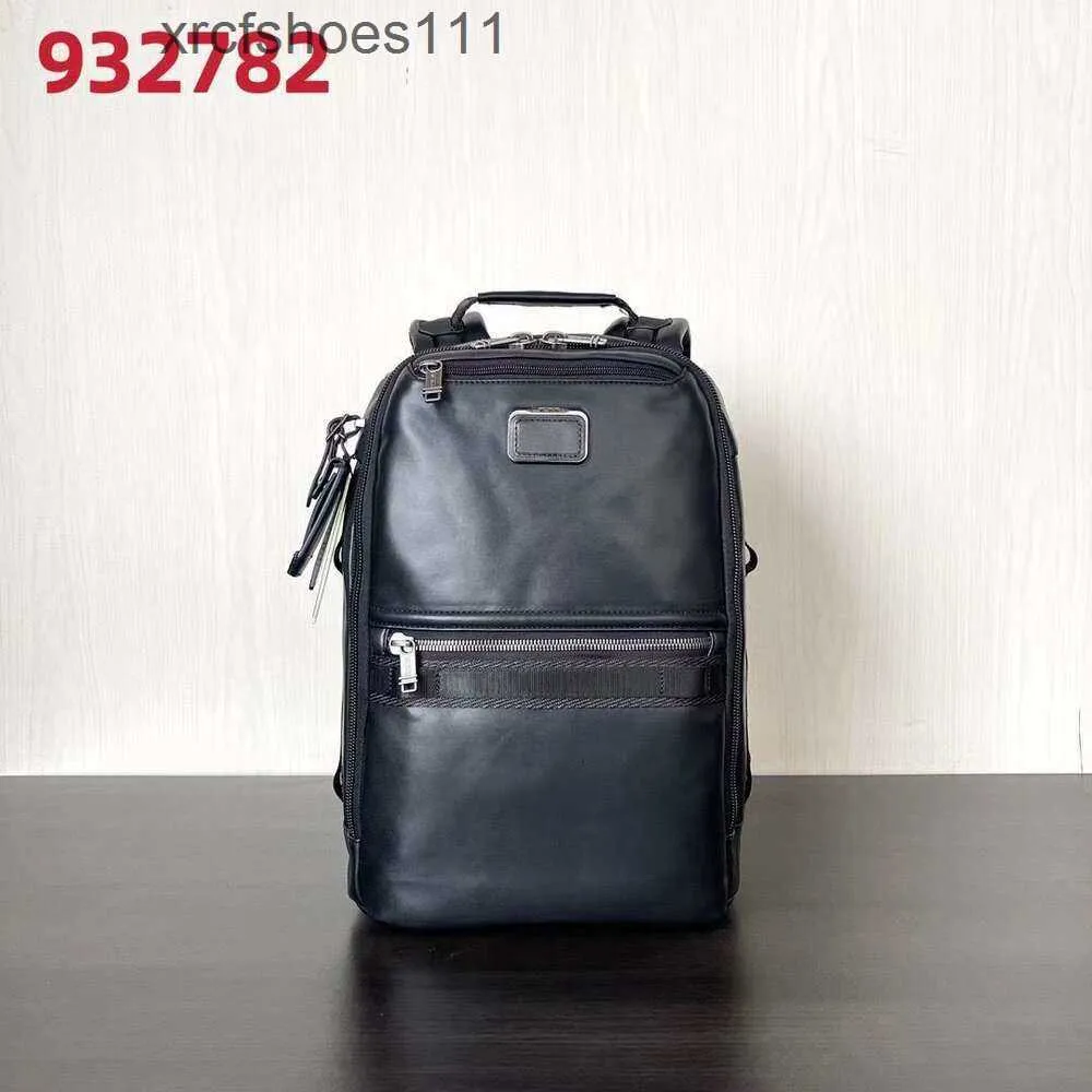 أكياس رجال حزمة وظيفية الأزياء ألفا 932782D Mens Designer Travel مرة أخرى 2024 Tummii Leather Backpack Trend Business Tummii Bag High