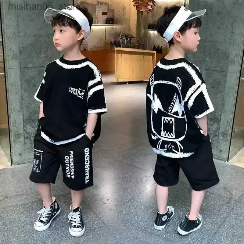 Clothing Sets Summer Boys Cotton Contrast Alphabet cartoon T-shirt top+shorts set school childrens track and field suit 2PCS clothing 5-14 years Q240425