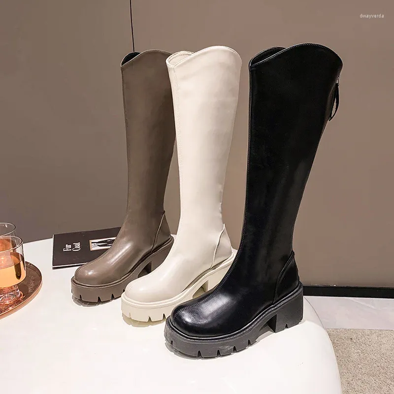 Stivali Tround Toe Women's Buill Shoes Calza inverno Calza sexy Teli alti stivali pioggia con cerniera-donna 2024 Stiletto Lolit